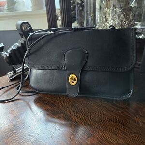 Vintage Coach Navy Double Twin Clutch